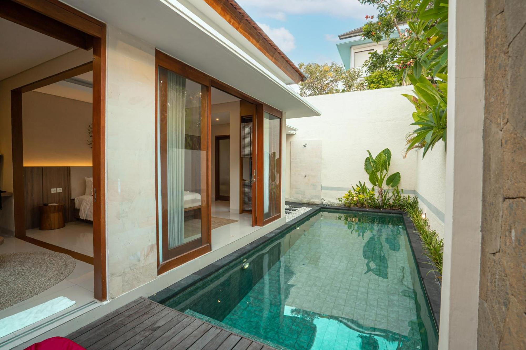 The Sakaye Villas & Spa Легиан Стая снимка
