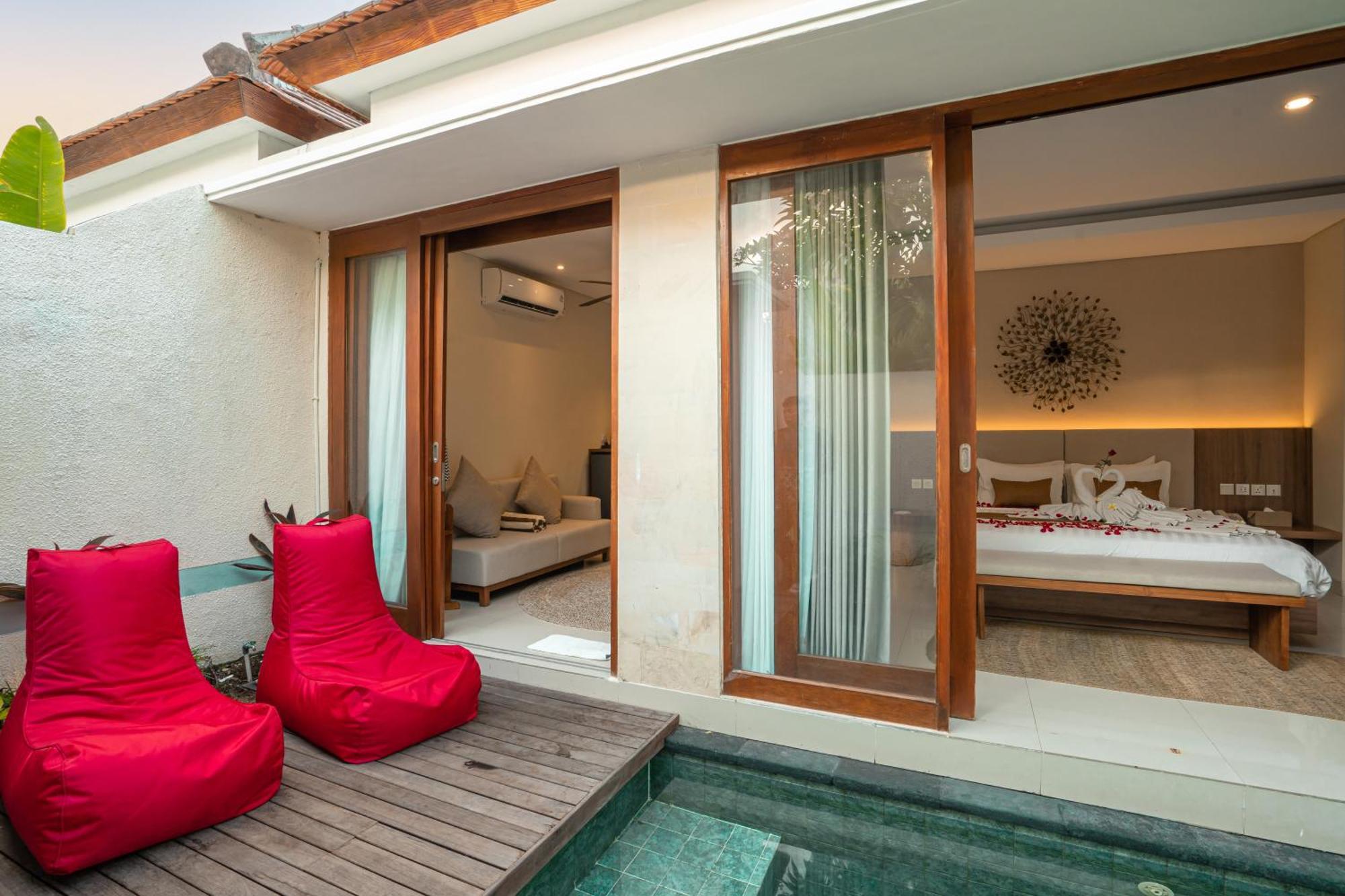 The Sakaye Villas & Spa Легиан Стая снимка